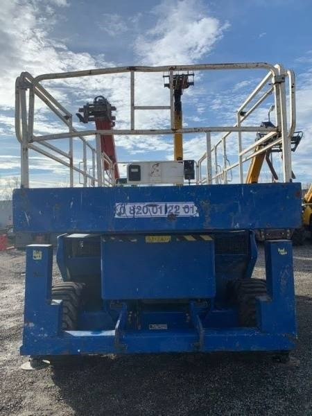 JLG 3394RT - 12m, 4x4, diesel - Platforma foarfeca: Foto 3 JLG 3394RT - 12m, 4x4, diesel - Platforma foarfeca: Foto 3