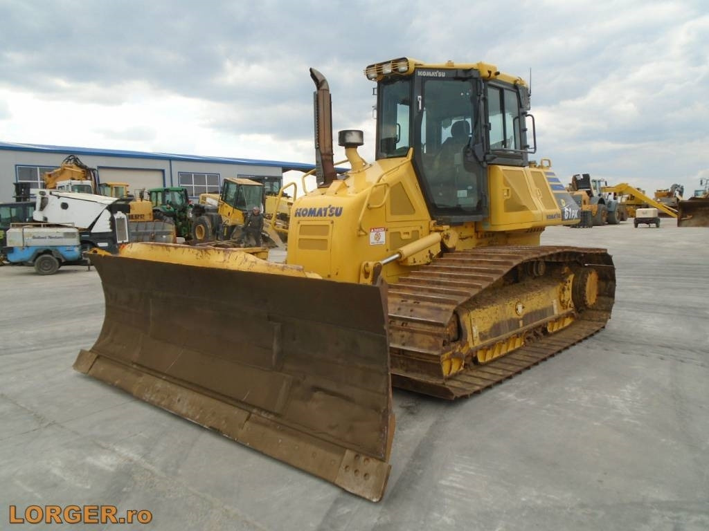 Komatsu D61PX-23 / Lama in 6 poziții - Excavator pe şenile: Foto 1 Komatsu D61PX-23 / Lama in 6 poziții - Excavator pe şenile: Foto 1
