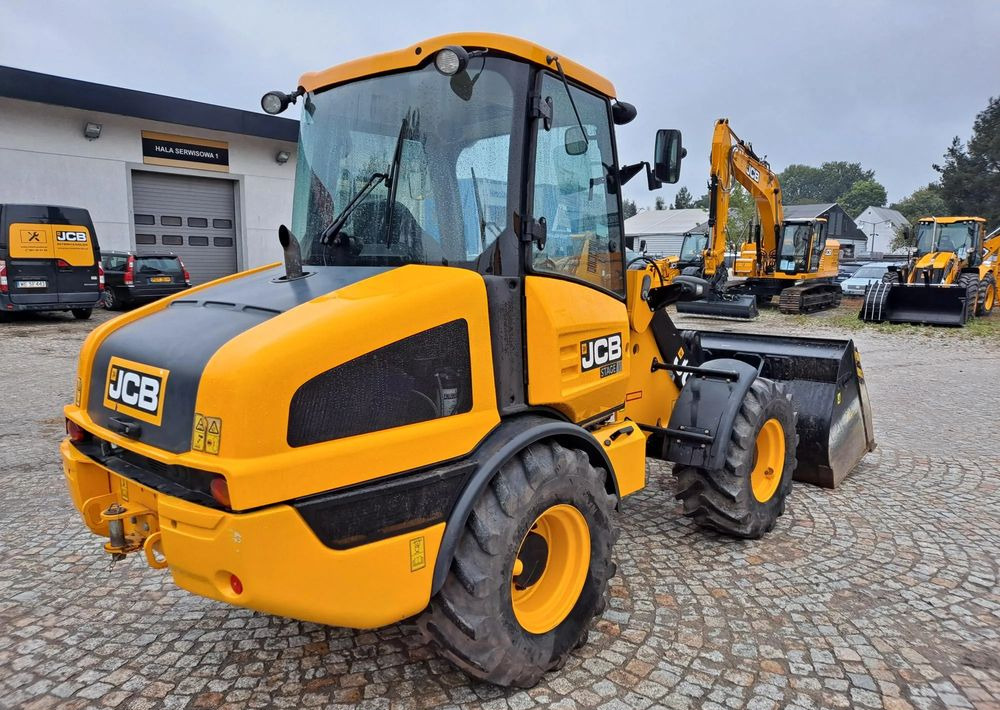 JCB 406 - Încărcător frontal pe pneuri: Foto 5 JCB 406 - Încărcător frontal pe pneuri: Foto 5