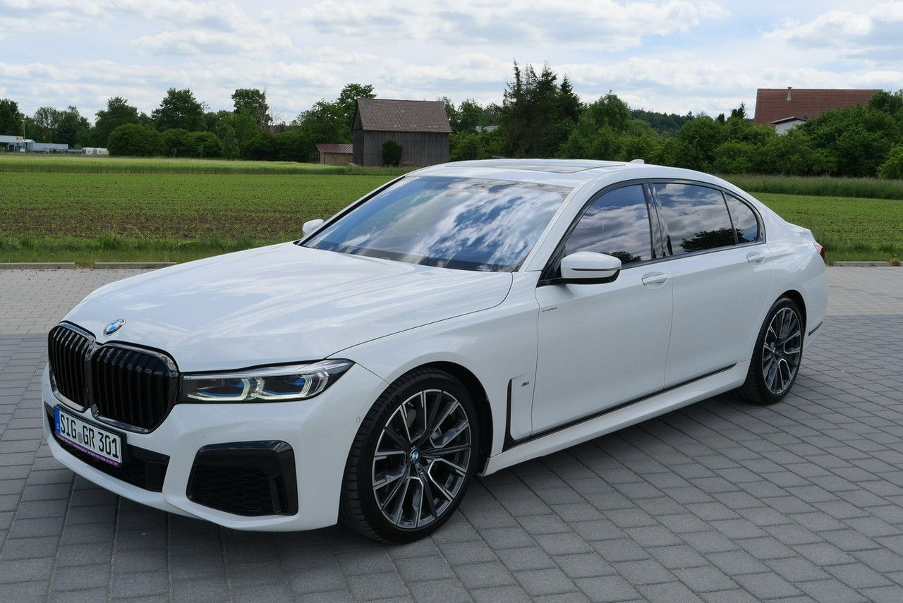 BMW 730LD XDR. /VOLL/REAR ENTERT. /EXECUTIVE LOUNGE - Berlină/ Sedan: Foto 2 BMW 730LD XDR. /VOLL/REAR ENTERT. /EXECUTIVE LOUNGE - Berlină/ Sedan: Foto 2