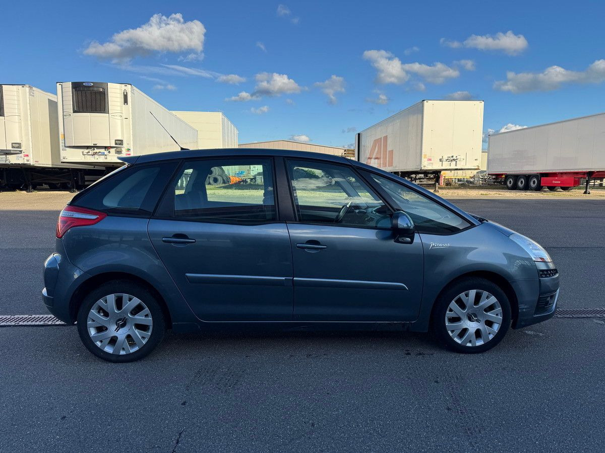Citroën C4 Picasso DIESEL HDI 1,6 EURO 4 !!!!!!!!!!!!!!! - Transport persoane: Foto 3 Citroën C4 Picasso DIESEL HDI 1,6 EURO 4 !!!!!!!!!!!!!!! - Transport persoane: Foto 3