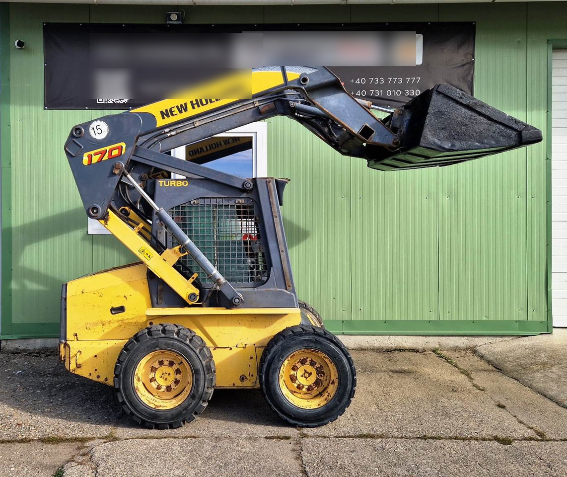 NEW HOLLAND S170 - Mini încărcător: Foto 5 NEW HOLLAND S170 - Mini încărcător: Foto 5