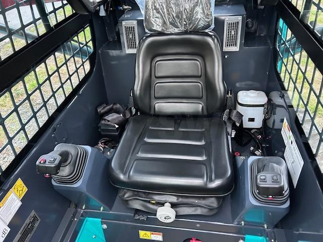 SUNWARD SWL2830 SUNWARD /BOBCAT - Mini încărcător: Foto 5 SUNWARD SWL2830 SUNWARD /BOBCAT - Mini încărcător: Foto 5