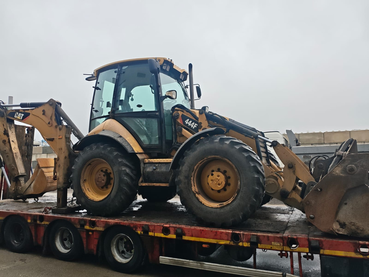 CATERPILLAR 444F - Buldoexcavator: Foto 1 CATERPILLAR 444F - Buldoexcavator: Foto 1