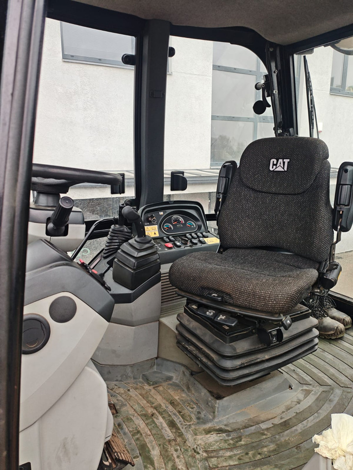 CATERPILLAR 444F - Buldoexcavator: Foto 5 CATERPILLAR 444F - Buldoexcavator: Foto 5