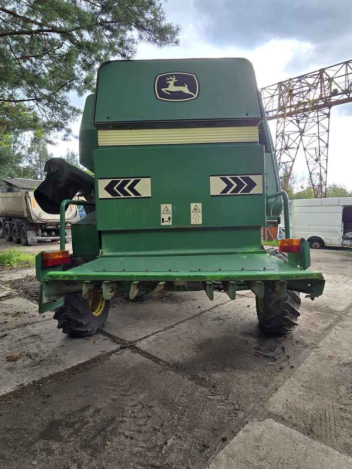 JOHN DEERE 1450 CWS - Combină de recoltat cereale: Foto 4 JOHN DEERE 1450 CWS - Combină de recoltat cereale: Foto 4