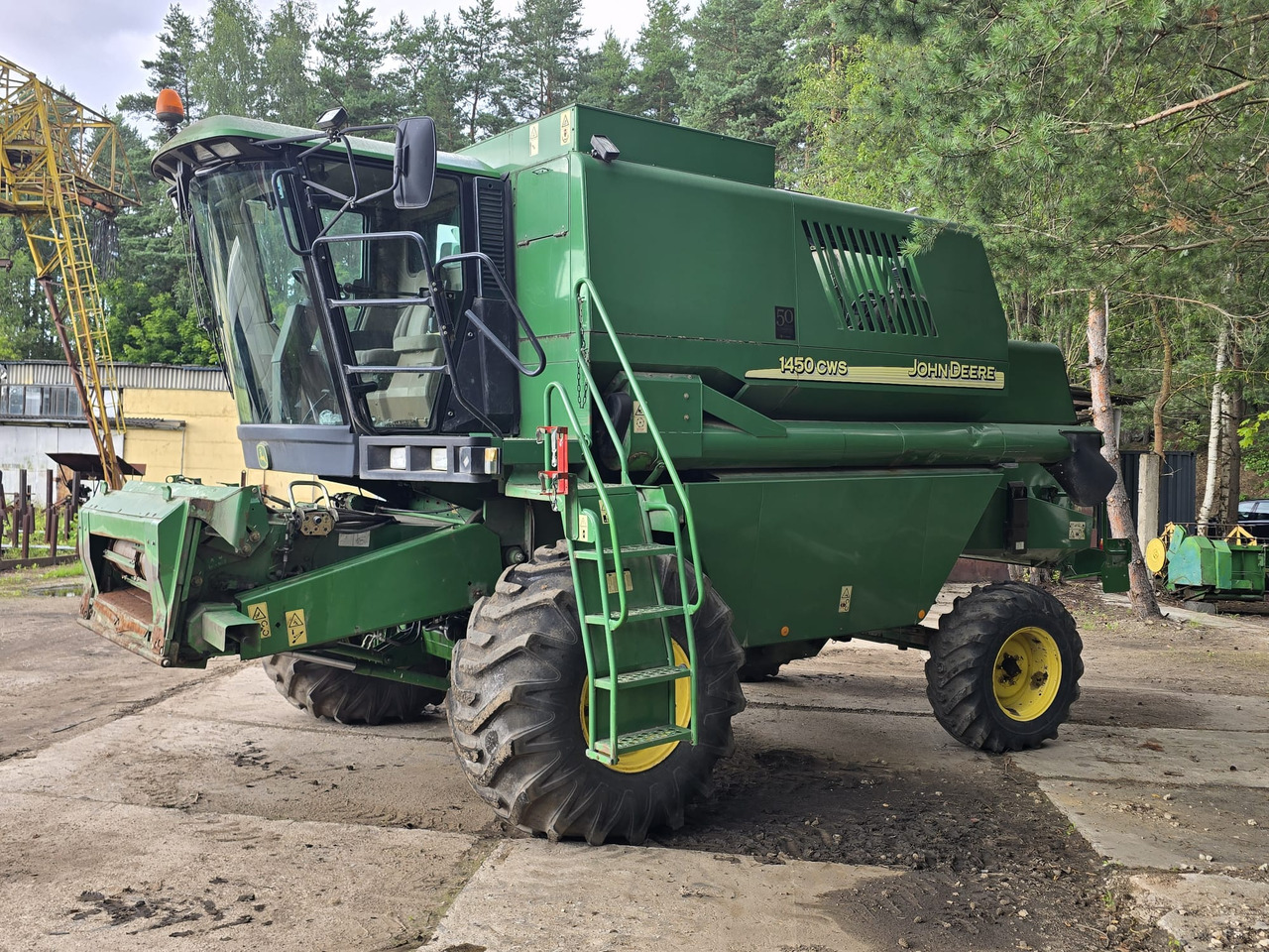 JOHN DEERE 1450 CWS - Combină de recoltat cereale: Foto 1 JOHN DEERE 1450 CWS - Combină de recoltat cereale: Foto 1
