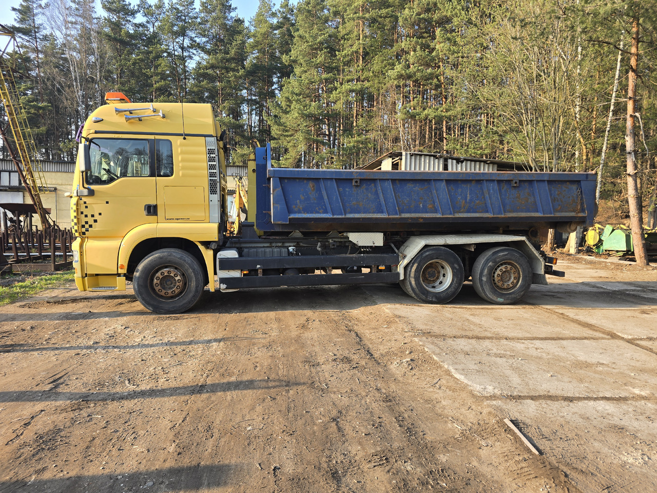 MAN TGA 26.413 - Camion cu cârlig: Foto 2 MAN TGA 26.413 - Camion cu cârlig: Foto 2