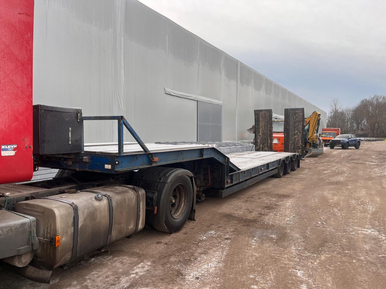 SCANIA R124 - Camion transport auto: Foto 2 SCANIA R124 - Camion transport auto: Foto 2