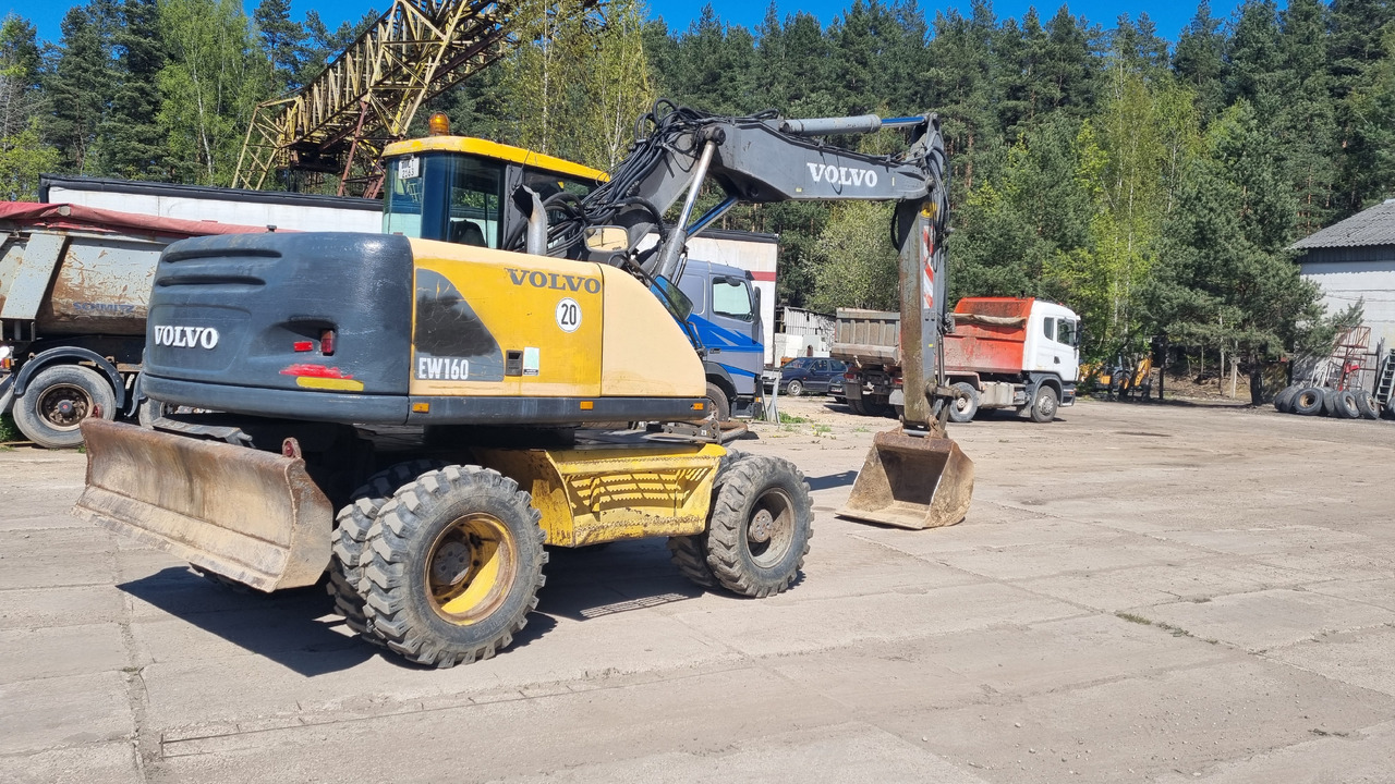 Volvo EW160 - Excavator pe roţi: Foto 4 Volvo EW160 - Excavator pe roţi: Foto 4