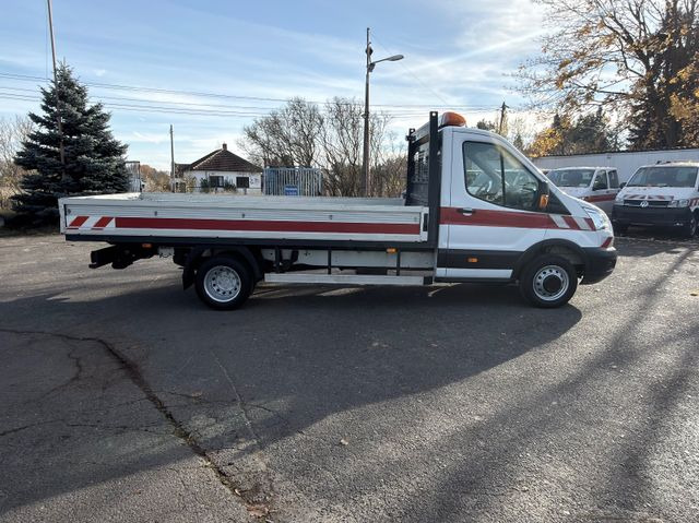 Ford Transit Pritsche - Autoutilitară cu platformă: Foto 5 Ford Transit Pritsche - Autoutilitară cu platformă: Foto 5