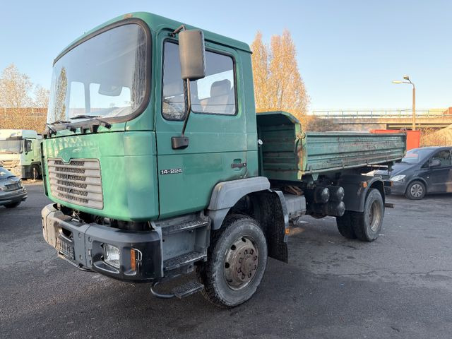 MAN 14.244 Kipper 4x4 - Camion basculantă: Foto 3 MAN 14.244 Kipper 4x4 - Camion basculantă: Foto 3