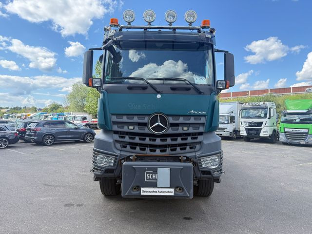 Mercedes-Benz Arocs 3346 Kipper 6x6 - Camion basculantă: Foto 1 Mercedes-Benz Arocs 3346 Kipper 6x6 - Camion basculantă: Foto 1