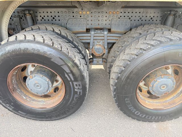 Camion basculantă Mercedes-Benz Arocs 3346 Kipper 6x6: Foto 13