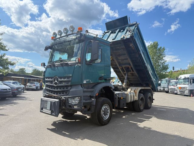 Camion basculantă Mercedes-Benz Arocs 3346 Kipper 6x6: Foto 9