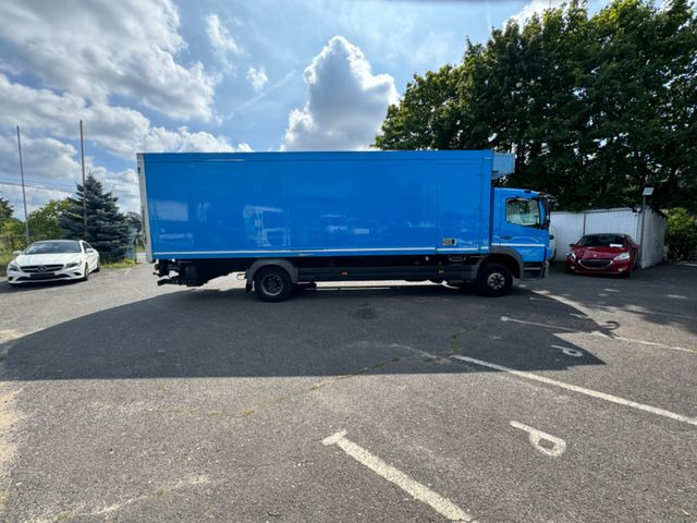 Mercedes-Benz Atego 1218 L - Camion frigider: Foto 5 Mercedes-Benz Atego 1218 L - Camion frigider: Foto 5