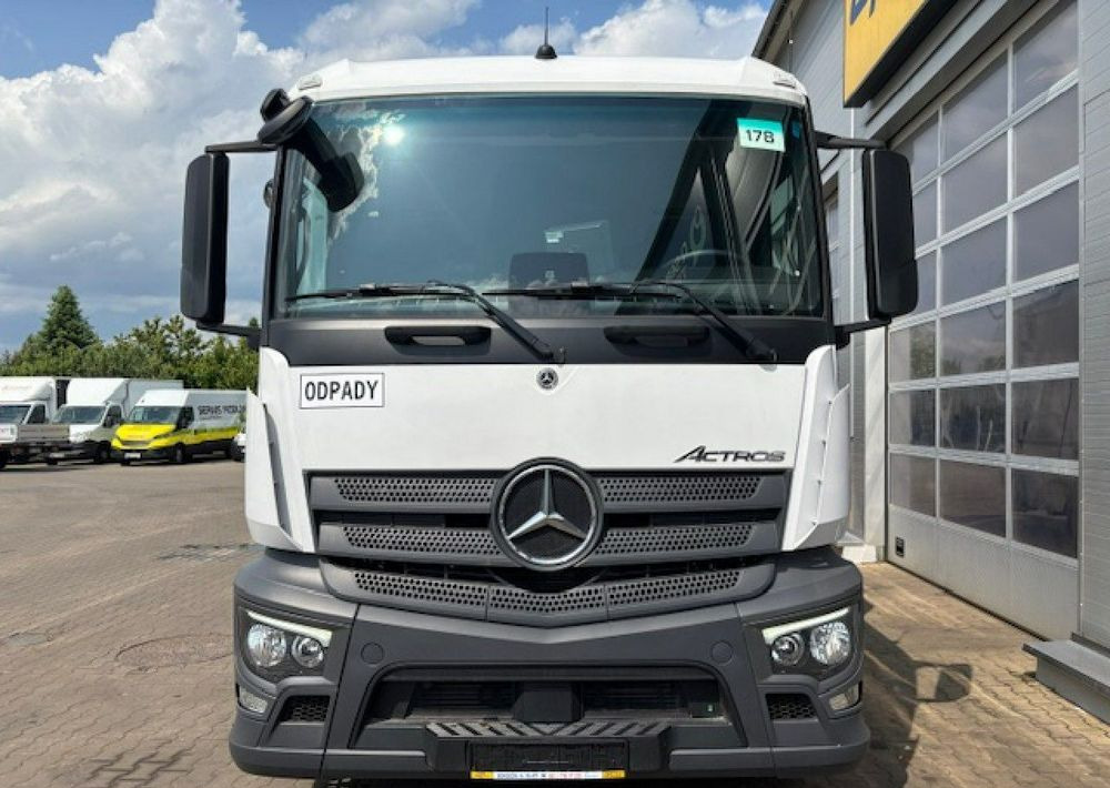 Mercedes-Benz Actros - Autogunoiere: Foto 2 Mercedes-Benz Actros - Autogunoiere: Foto 2