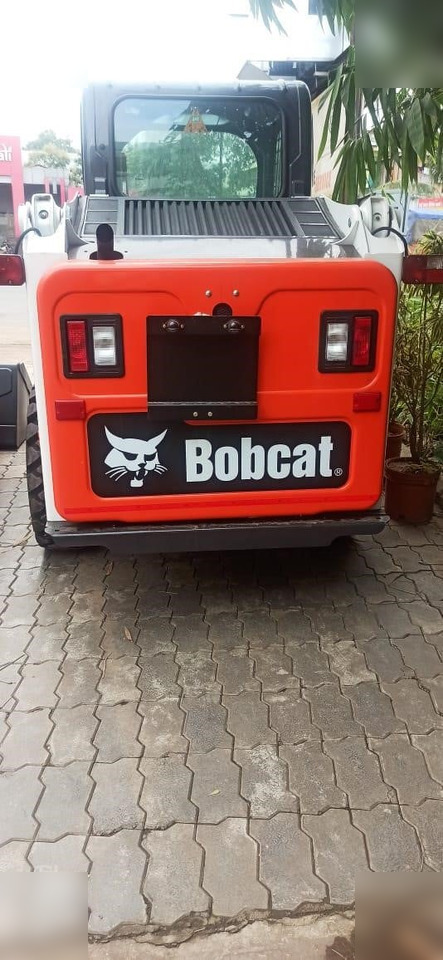 BOBCAT S450 - Mini încărcător: Foto 5 BOBCAT S450 - Mini încărcător: Foto 5