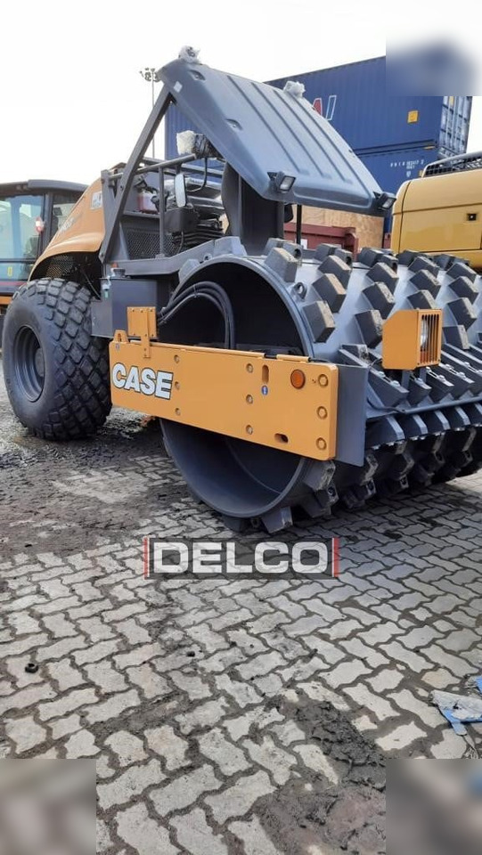 Cilindru compactor nou CASE 1107EX: Foto 15 Cilindru compactor nou CASE 1107EX: Foto 15