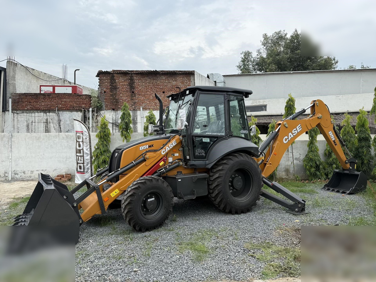 CASE 851NX CP - Buldoexcavator: Foto 2 CASE 851NX CP - Buldoexcavator: Foto 2