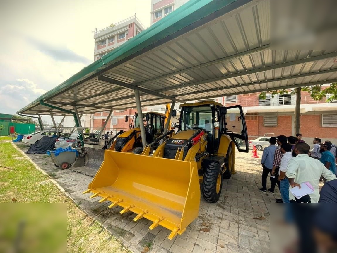 CATERPILLAR 424 - Buldoexcavator: Foto 5 CATERPILLAR 424 - Buldoexcavator: Foto 5