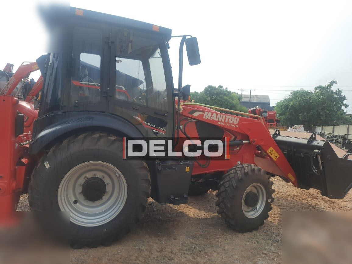 MANITOU MBLX900 - Buldoexcavator: Foto 3 MANITOU MBLX900 - Buldoexcavator: Foto 3