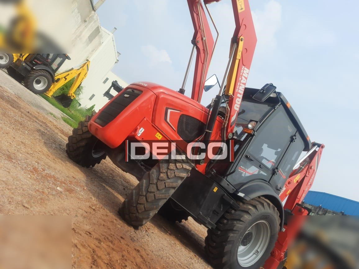 MANITOU MBLX900 - Buldoexcavator: Foto 2 MANITOU MBLX900 - Buldoexcavator: Foto 2