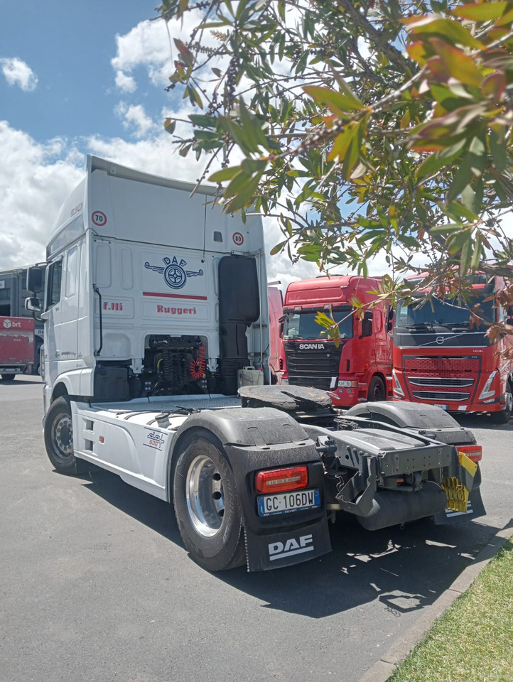 DAF XF 530CV - Cap tractor: Foto 3 DAF XF 530CV - Cap tractor: Foto 3