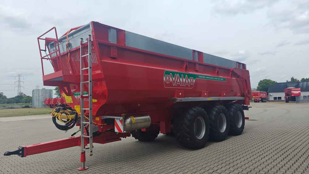 VAIA NL28 (3 axle trailer) - Remorcă autobasculantă agricolă: Foto 4 VAIA NL28 (3 axle trailer) - Remorcă autobasculantă agricolă: Foto 4