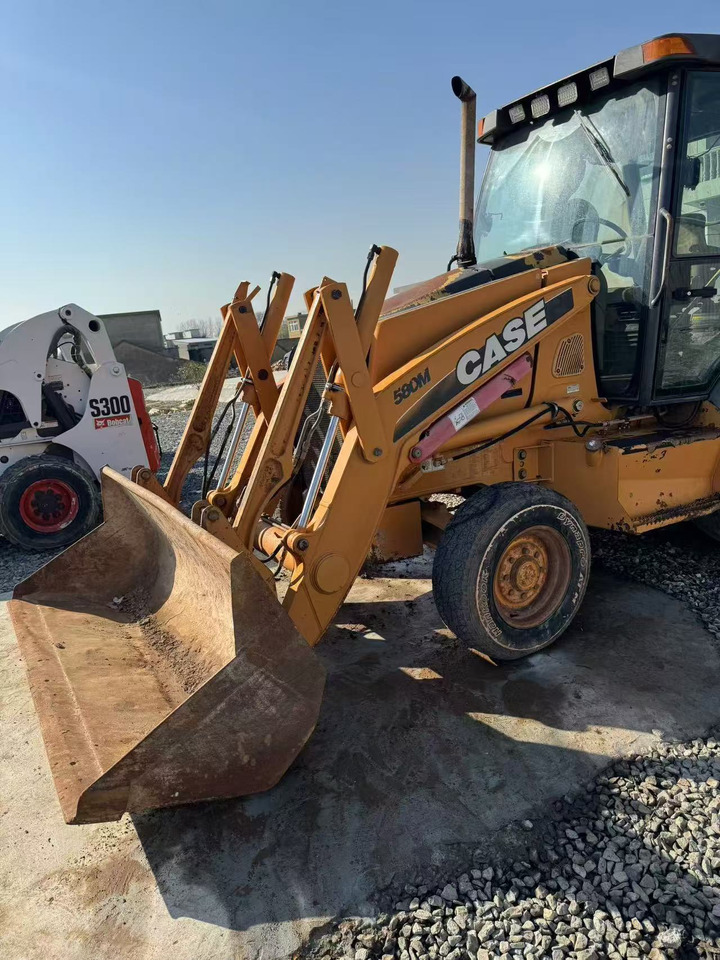 CASE 580 - Buldoexcavator: Foto 2 CASE 580 - Buldoexcavator: Foto 2