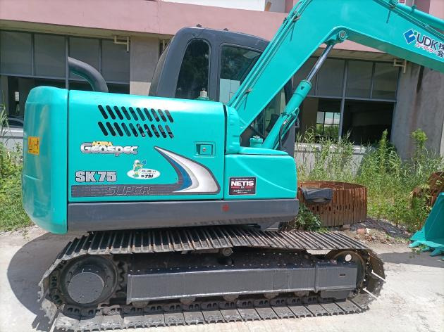 Kobelco SK75 - Mini excavator: Foto 1 Kobelco SK75 - Mini excavator: Foto 1
