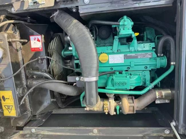 VOLVO EC140 - Excavator pe şenile: Foto 3 VOLVO EC140 - Excavator pe şenile: Foto 3