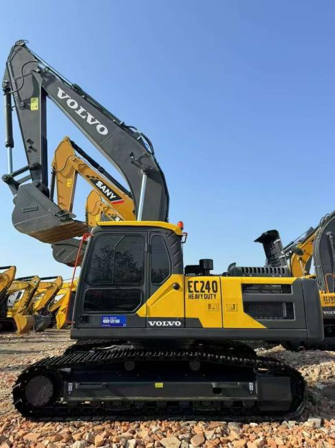 VOLVO EC240 - Excavator pe şenile: Foto 1 VOLVO EC240 - Excavator pe şenile: Foto 1