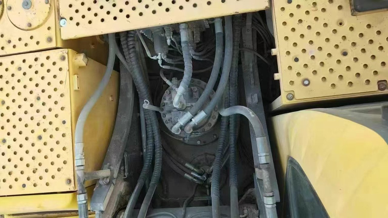 VOLVO EC290 - Excavator pe şenile: Foto 4 VOLVO EC290 - Excavator pe şenile: Foto 4