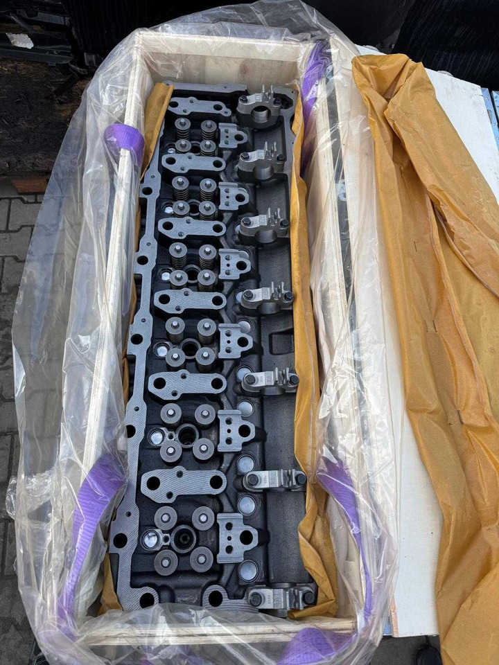 Głowica MAN D2676lf d26 Nowa. - Motor: Foto 2 Głowica MAN D2676lf d26 Nowa. - Motor: Foto 2