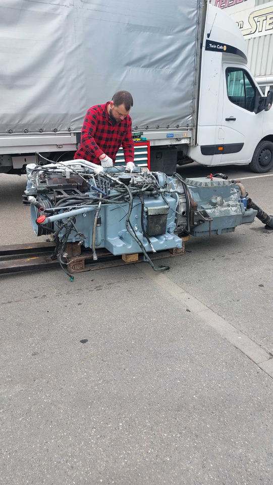 Regeneracja Naprawa Silnik MAN D08 D20 D2676 D38 D28 LF01-49 LF50-69 - Motor pentru Camion: Foto 4 Regeneracja Naprawa Silnik MAN D08 D20 D2676 D38 D28 LF01-49 LF50-69 - Motor pentru Camion: Foto 4