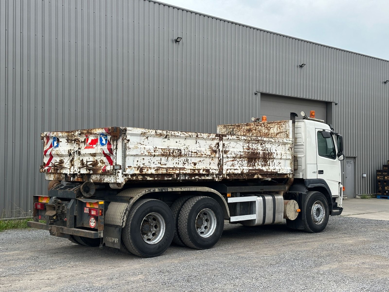 Volvo FM 420 - Camion cu cârlig: Foto 3 Volvo FM 420 - Camion cu cârlig: Foto 3