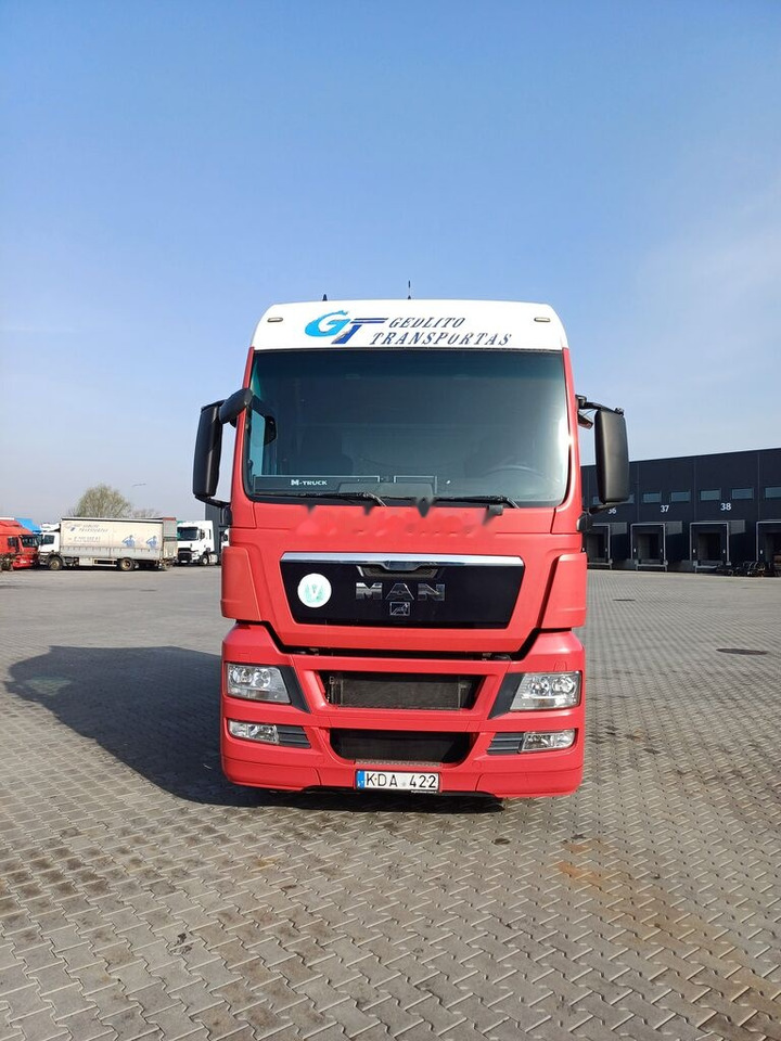 MAN TGX 26.440 - Cap tractor: Foto 1 MAN TGX 26.440 - Cap tractor: Foto 1
