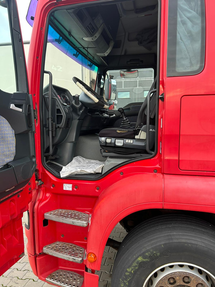 MAN TGA 18.310 - Camion cu prelată: Foto 4 MAN TGA 18.310 - Camion cu prelată: Foto 4