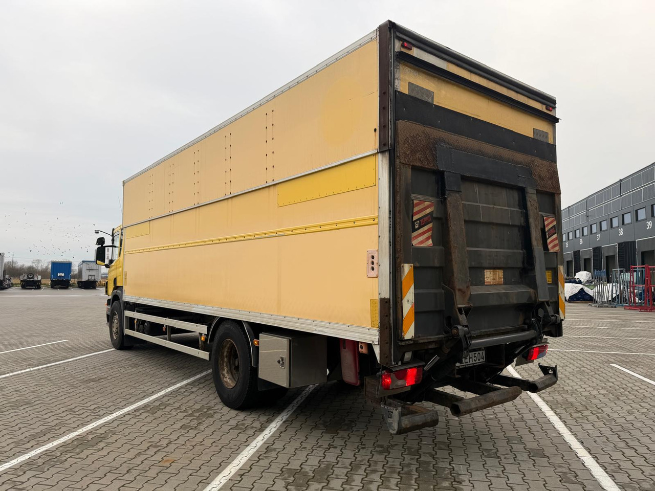 SCANIA P230 - Camion furgon: Foto 5 SCANIA P230 - Camion furgon: Foto 5