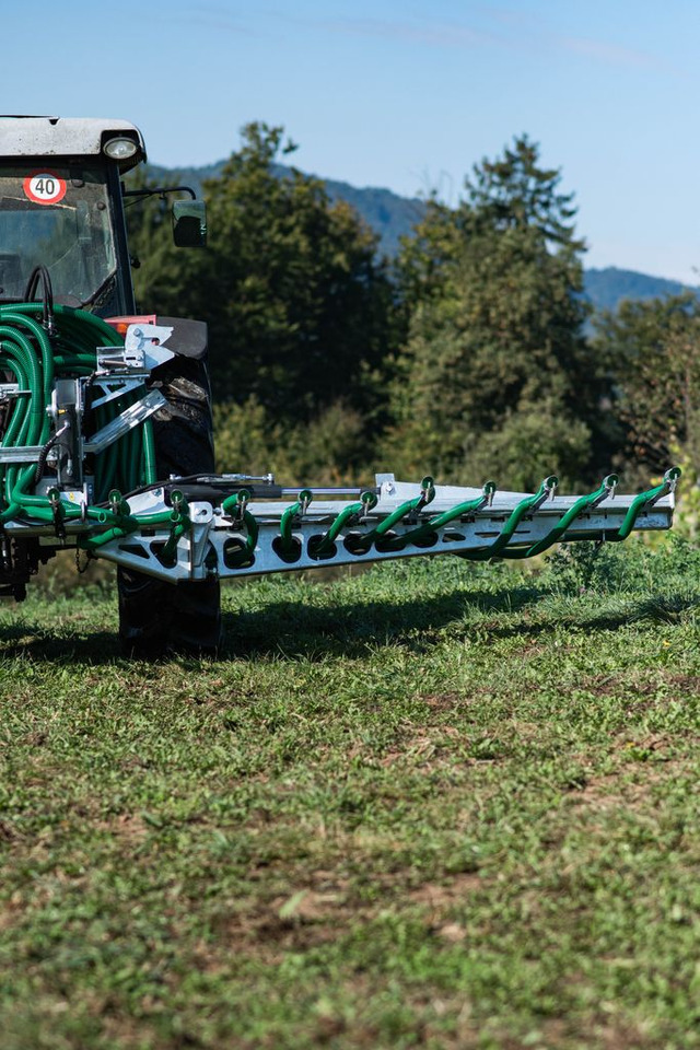 BeTEC Gülleinjektor / Slurry injector / Injecteur / Aplikator - Injector pentru injecție îngrășăminte: Foto 4 BeTEC Gülleinjektor / Slurry injector / Injecteur / Aplikator - Injector pentru injecție îngrășăminte: Foto 4