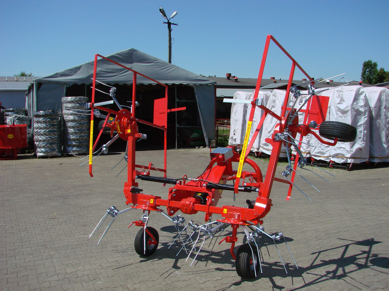 JAR-MET Schwader / Tedder / Faneuse / Przetrząsacz 5,2 m - Maşină de întors fânul: Foto 5 JAR-MET Schwader / Tedder / Faneuse / Przetrząsacz 5,2 m - Maşină de întors fânul: Foto 5