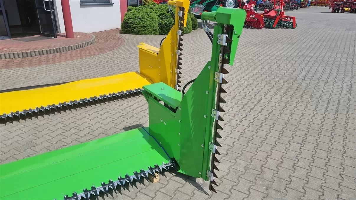 Lupus Rapsvorsatz / Rape cutter / Barre de coupe à colza / Mesa de colza / Tavolo da colza / Рапсовый стол / Stół do rzepaku 6 m - Echipament recoltat rapita: Foto 4 Lupus Rapsvorsatz / Rape cutter / Barre de coupe à colza / Mesa de colza / Tavolo da colza / Рапсовый стол / Stół do rzepaku 6 m - Echipament recoltat rapita: Foto 4