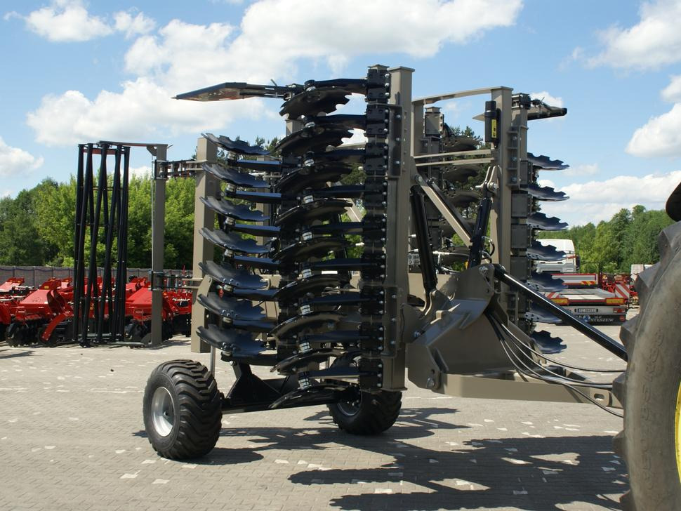 ROLEX Hydraulische Scheibenegge / Hydraulic discs harrow / Dechaumeur à disques / Erpice a dischi / Гидравлическая дисковая борона / Brona talerzowa hydraulicznie składana ciężka 4 m - Grapă cu discuri: Foto 1 ROLEX Hydraulische Scheibenegge / Hydraulic discs harrow / Dechaumeur à disques / Erpice a dischi / Гидравлическая дисковая борона / Brona talerzowa hydraulicznie składana ciężka 4 m - Grapă cu discuri: Foto 1