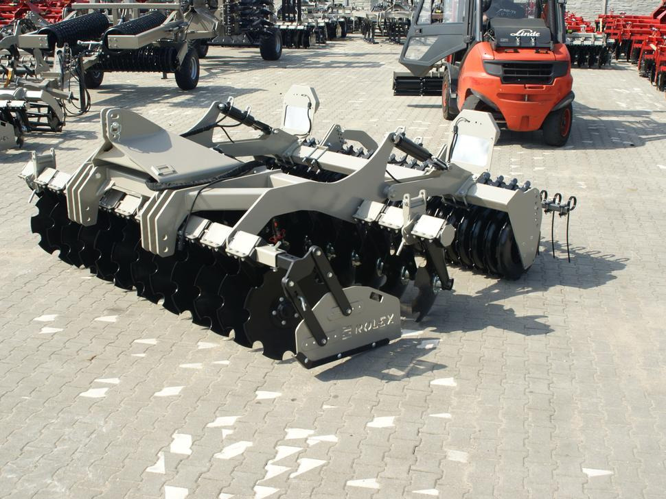 ROLEX Scheibenegge / Discs harrow / Dechaumeur à disques / Erpice a dischi / Дисковая борона / Brona talerzowa 3 m - Grapă cu discuri: Foto 1 ROLEX Scheibenegge / Discs harrow / Dechaumeur à disques / Erpice a dischi / Дисковая борона / Brona talerzowa 3 m - Grapă cu discuri: Foto 1