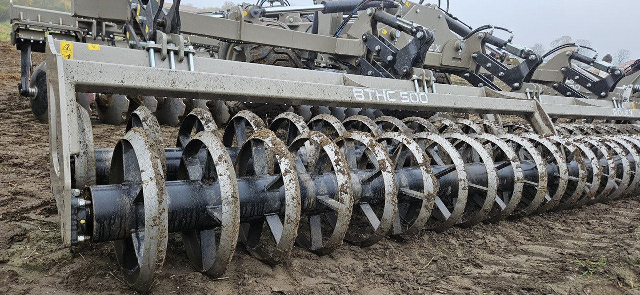 ROLEX Scheibenegge / Hydraulic discs harrow / Dechaumeur à disques / Erpice a dischi / Grada de discos / Дисковая борона / Brona talerzowa 5 m - Grapă cu discuri: Foto 3 ROLEX Scheibenegge / Hydraulic discs harrow / Dechaumeur à disques / Erpice a dischi / Grada de discos / Дисковая борона / Brona talerzowa 5 m - Grapă cu discuri: Foto 3