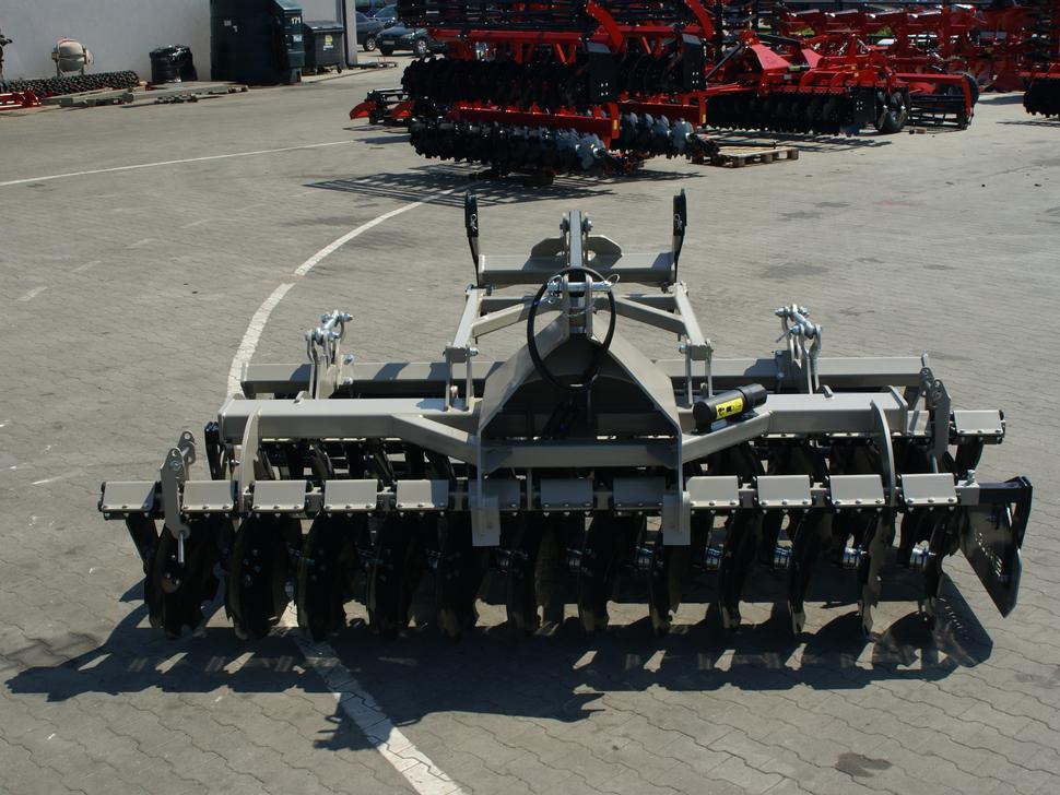 Rolex Scheibenegge / Disc harrow with hydropack / Déchaumeur à disques avec support semoir / Erpice a dischi / Cultivador de discos con hydropack / Дисковая борона с гидропаком 3 m - Grapă cu discuri: Foto 5 Rolex Scheibenegge / Disc harrow with hydropack / Déchaumeur à disques avec support semoir / Erpice a dischi / Cultivador de discos con hydropack / Дисковая борона с гидропаком 3 m - Grapă cu discuri: Foto 5