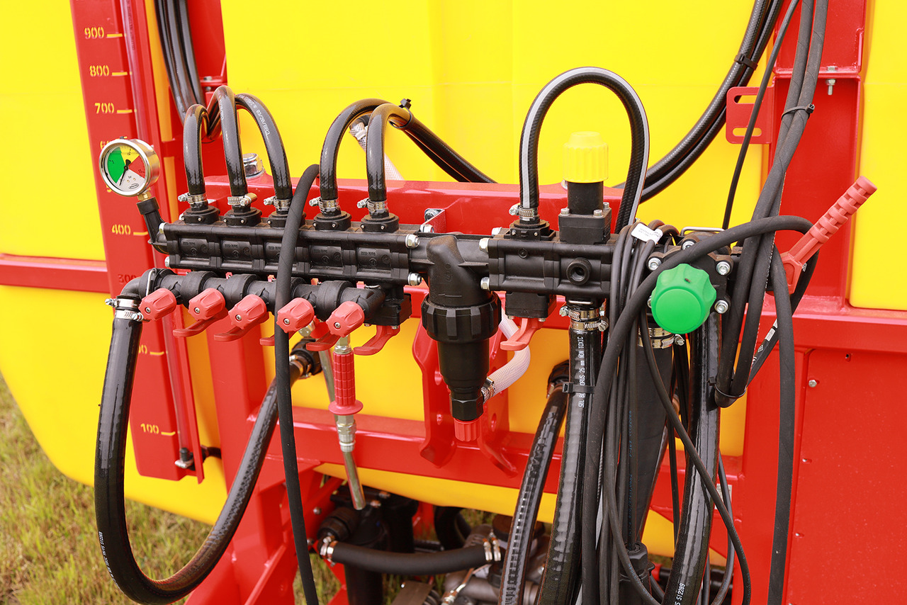 WOPROL Feldspritze / Sprayer / Pulvérisateur / Opryskiwacz 1000 L - Maşină de erbicidat purtata: Foto 3 WOPROL Feldspritze / Sprayer / Pulvérisateur / Opryskiwacz 1000 L - Maşină de erbicidat purtata: Foto 3