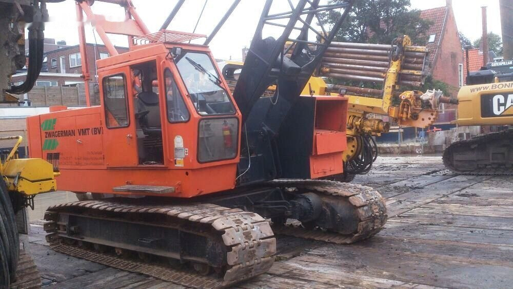 Hitachi KH 100 - Macara pe senile: Foto 2 Hitachi KH 100 - Macara pe senile: Foto 2