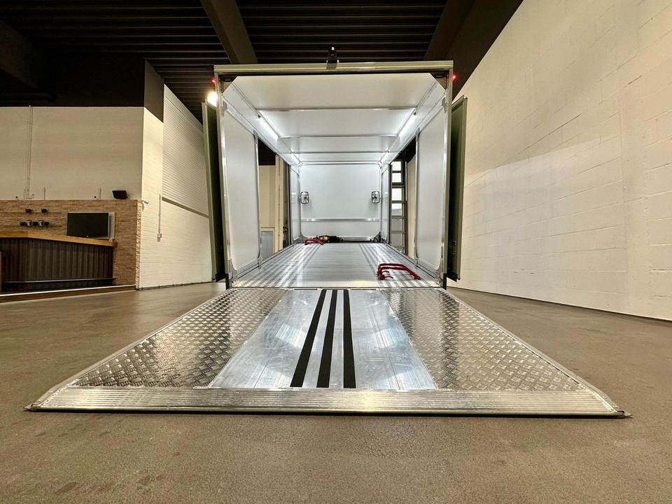 Algema Mercedes Sprinter 616 ALGEMA BLITZLADER 2 Koffer - Autorulota comerciala: Foto 5 Algema Mercedes Sprinter 616 ALGEMA BLITZLADER 2 Koffer - Autorulota comerciala: Foto 5